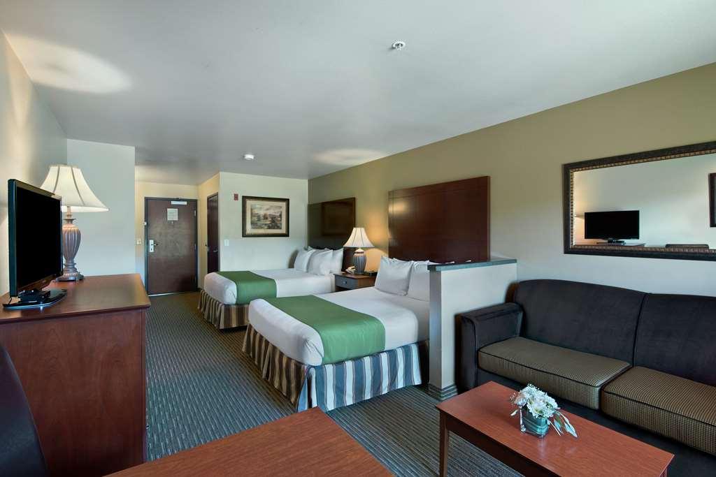 Oxford Suites יקימה חדר תמונה